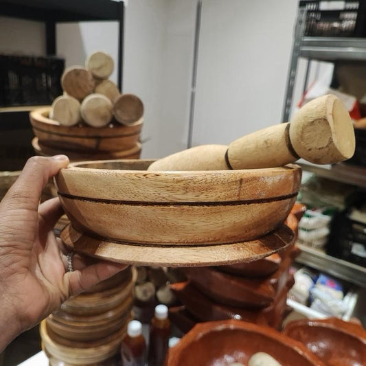 Ensemble son mortier en bois, idéal recette africaine
