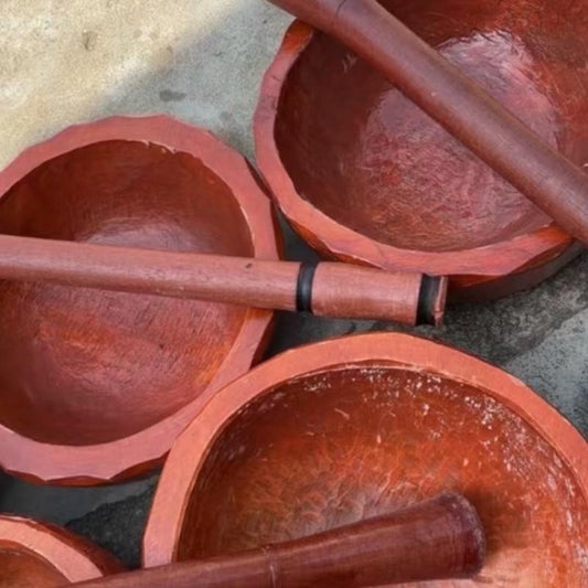 Mortier en bois et son pilon, Foutou, fufu